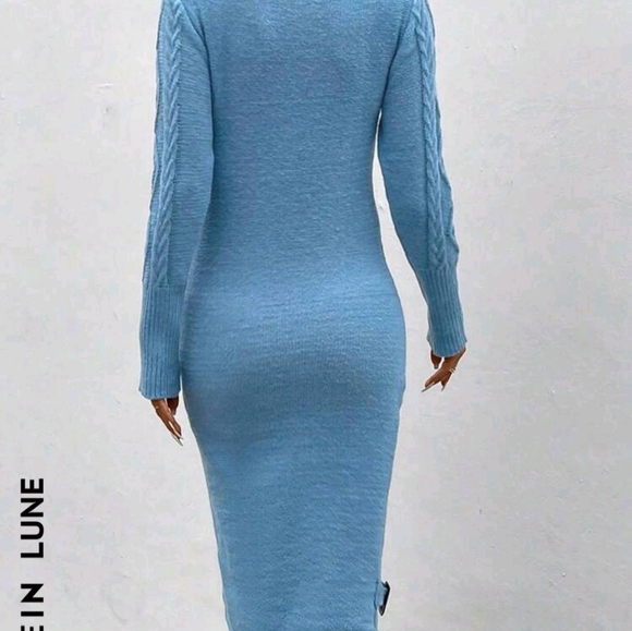 Dress - Picture 3 of 4